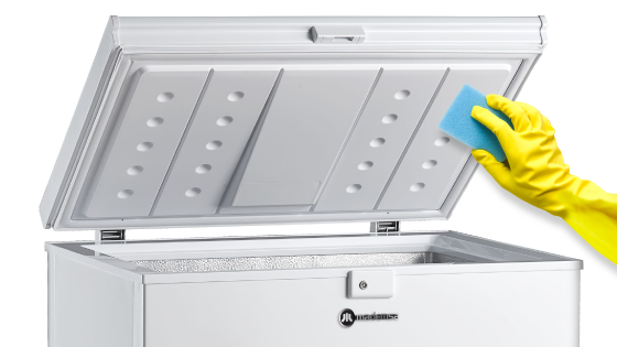 Fácil limpieza con el freezer horizontal M150